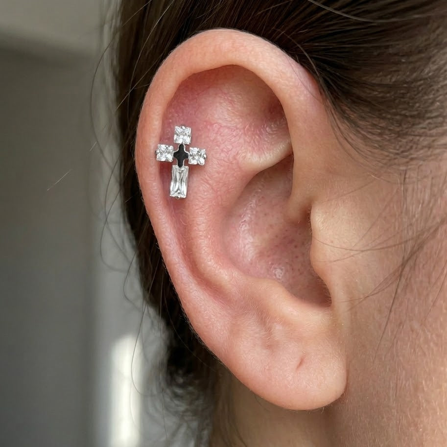 Titanový 'Clear Cross' labret