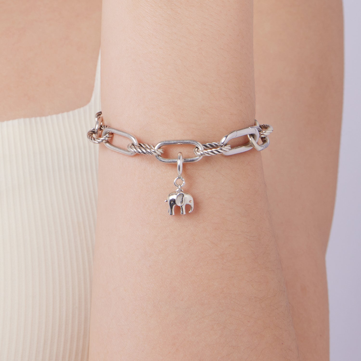 dbcafd33f7a364c053b924145ffbf818