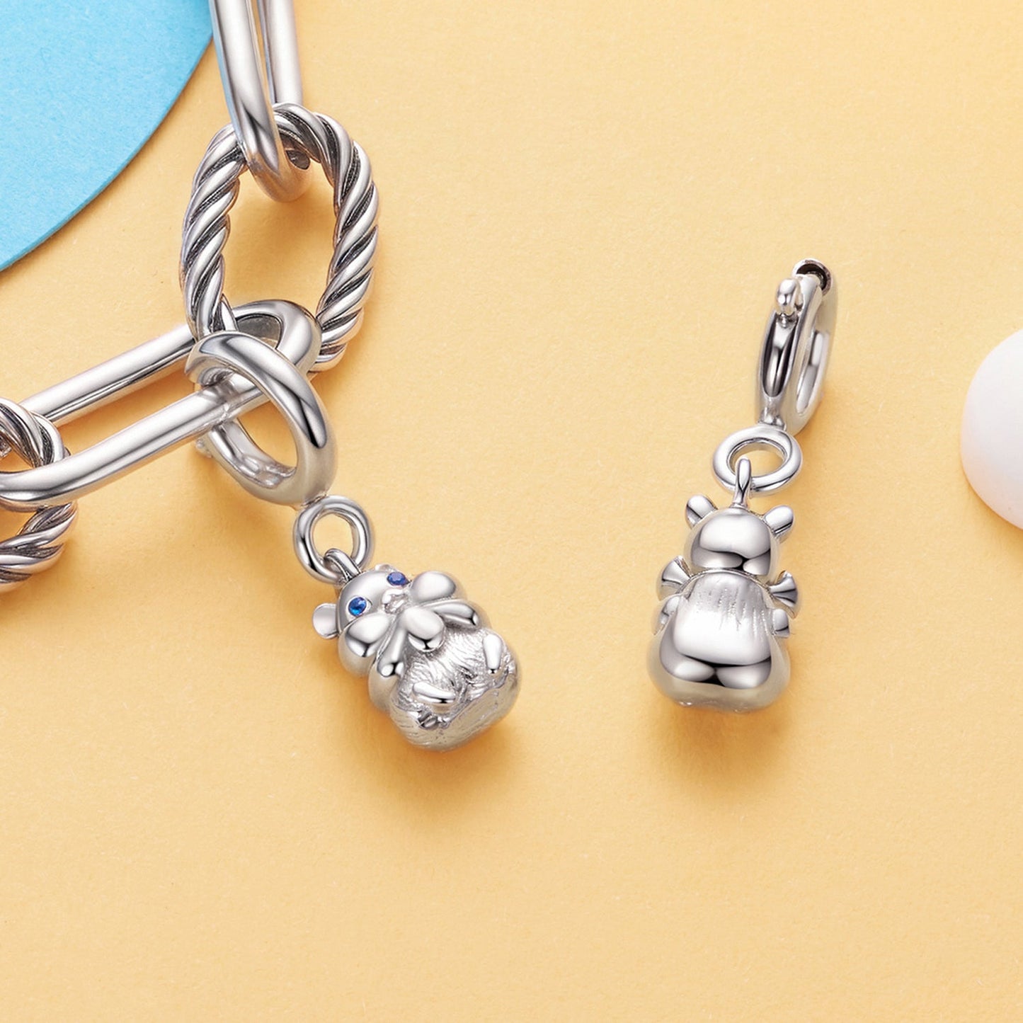 a64e3606f313462e5d3bab9870b72fca