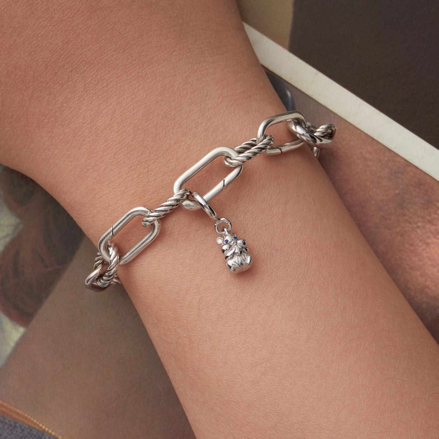 8268e9b1a808f1fad5dfbc25d696c9c9