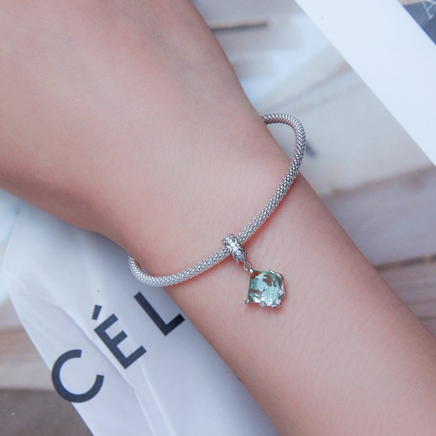 62d6e1ea143921bc62ed3047d12c9749