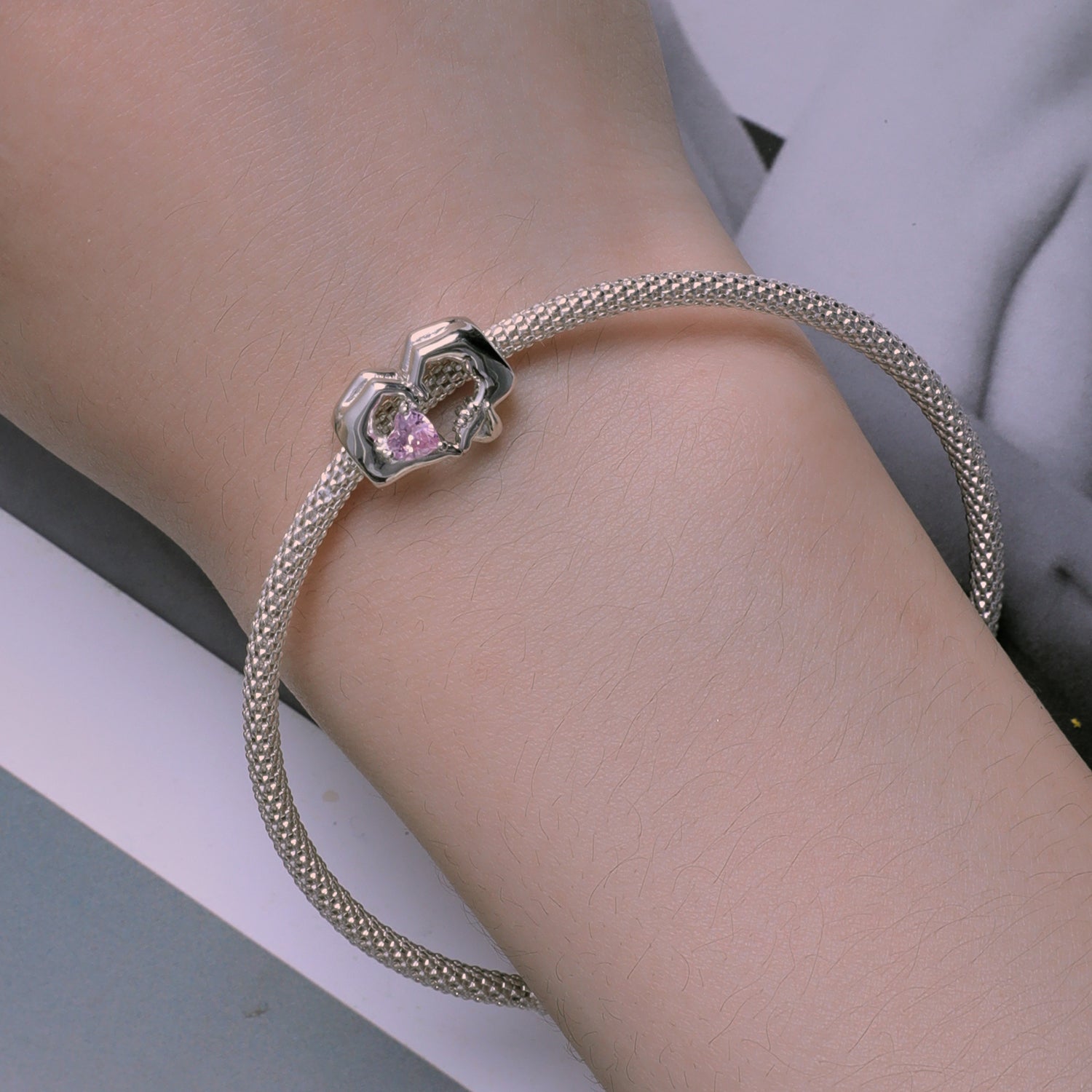 5caf17e728934fce601a253d8c25923f