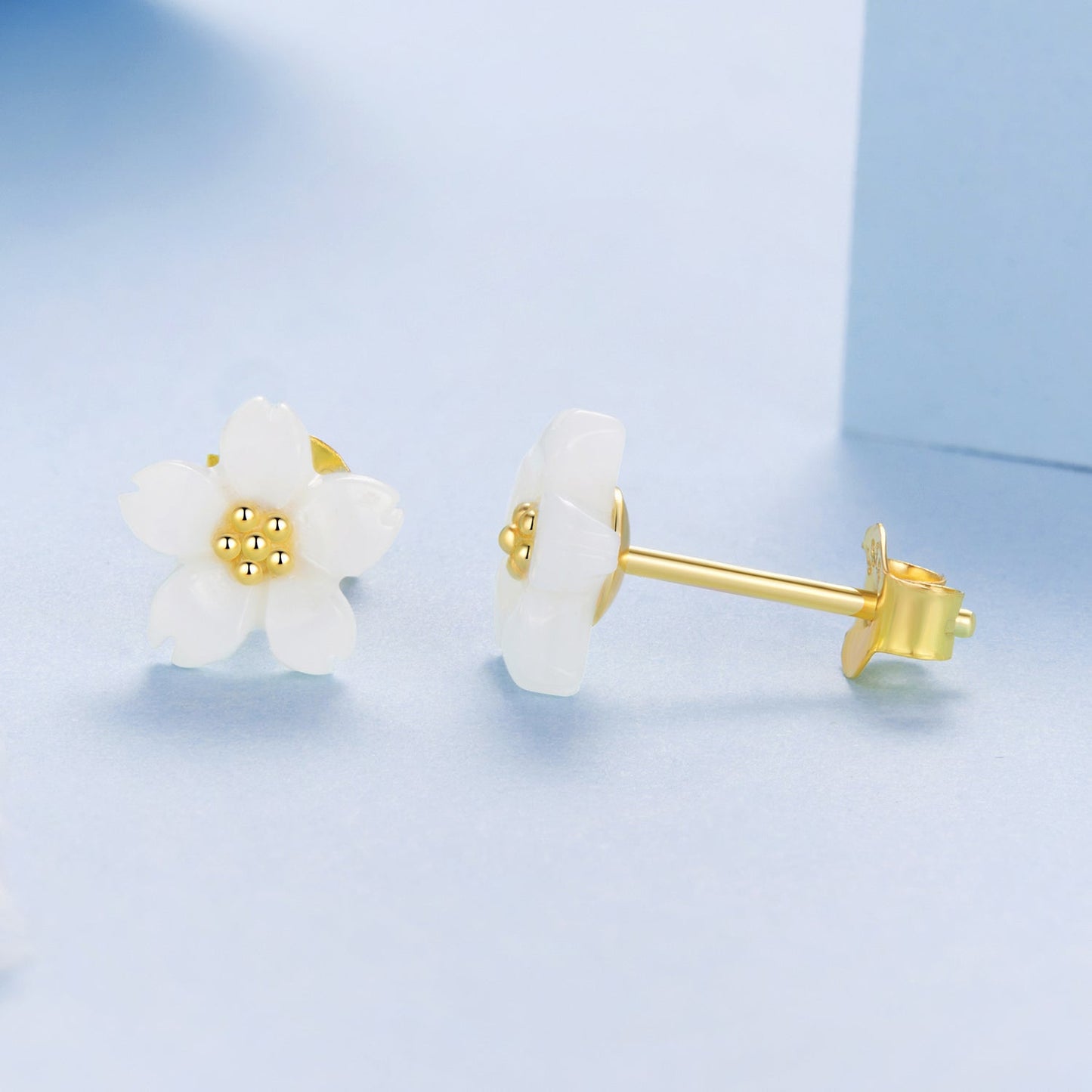 88dbdd7aaf3648e1b56ad2277abfded3