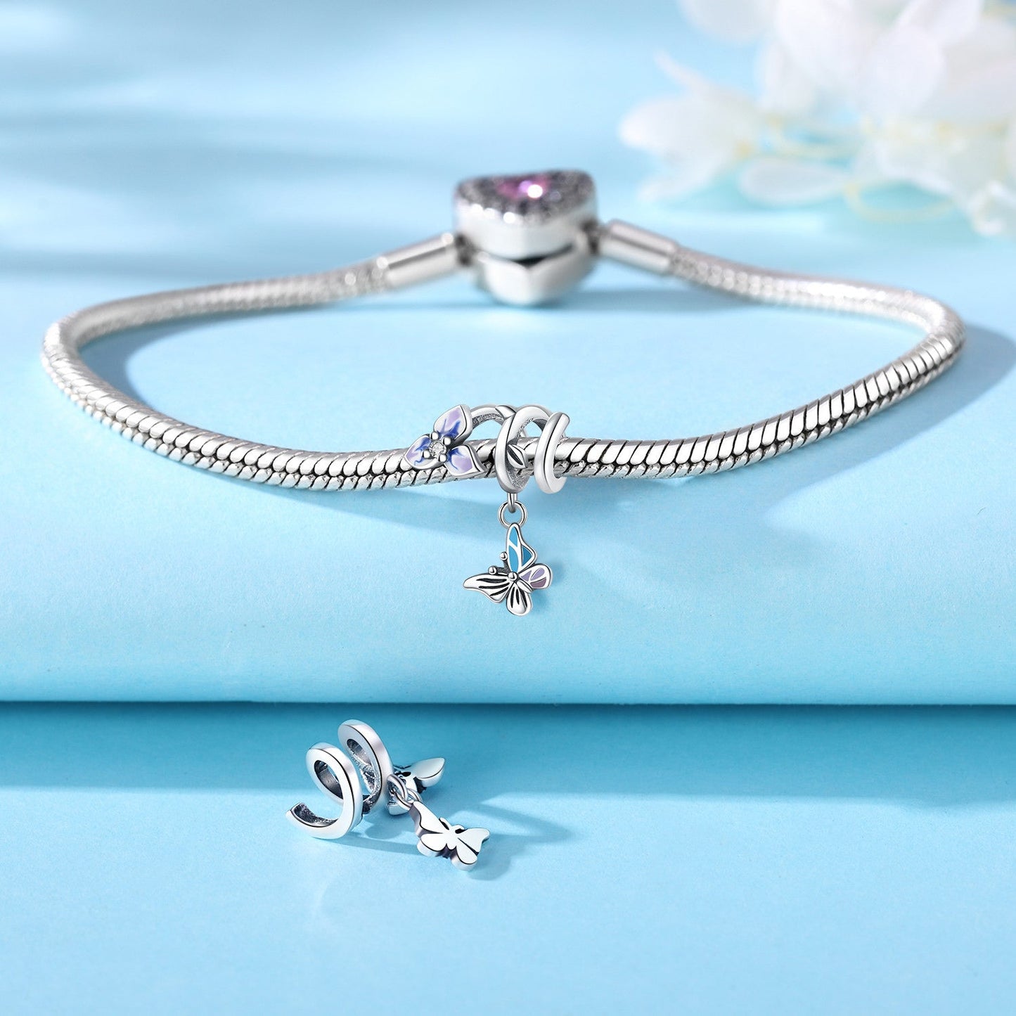 e58400e57f4c4e0cb7af8a2e5e8f7251