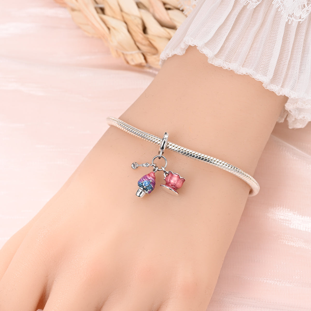 e153d62a1d7e11efc38ac68f747db992