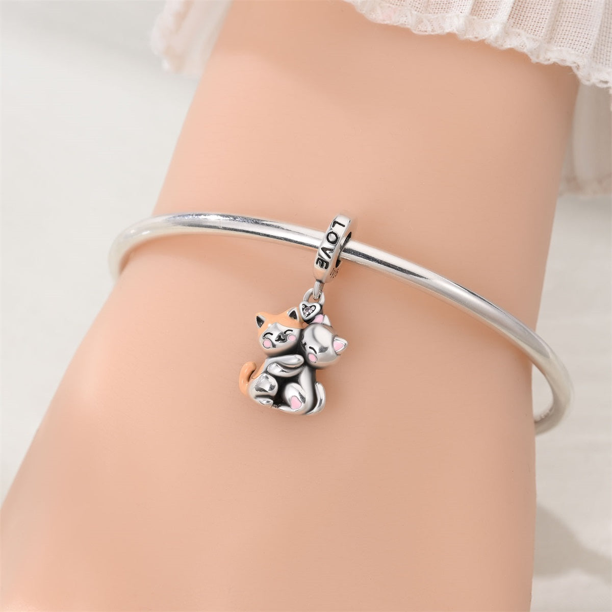 04d0730754080f4145fea4d95aed392d