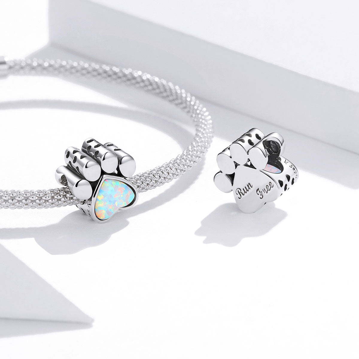 195017718f51f52f79e4b468e23c5ca9