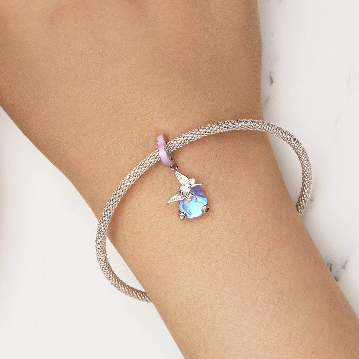 00a3f5a8d7aa4fb88d6d02c06c0fee8d