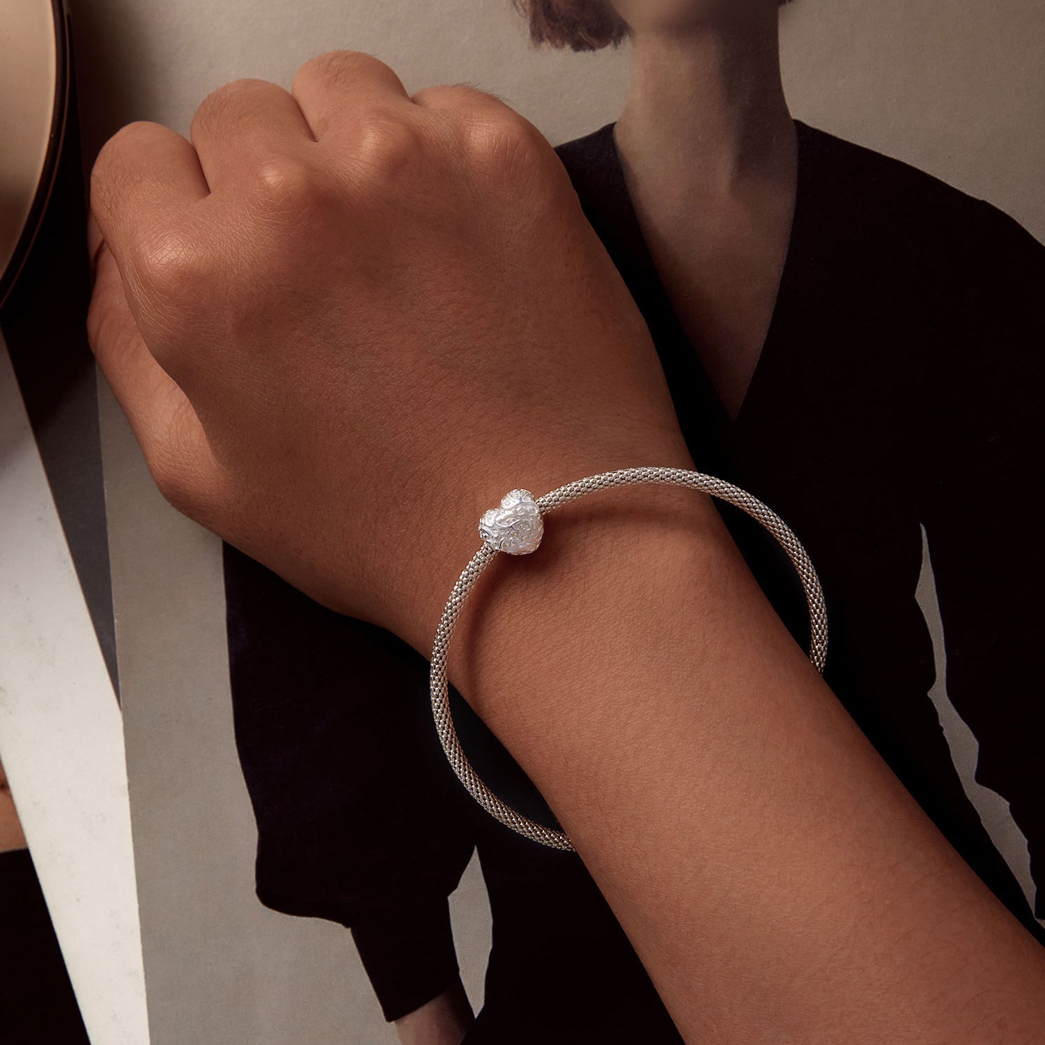 d22b86f02d85219e35e7f65b9a47761d