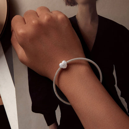 d22b86f02d85219e35e7f65b9a47761d