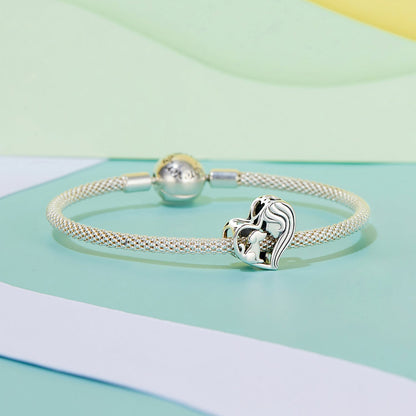 cc1d5e22a3d44a14d6324933d531c472