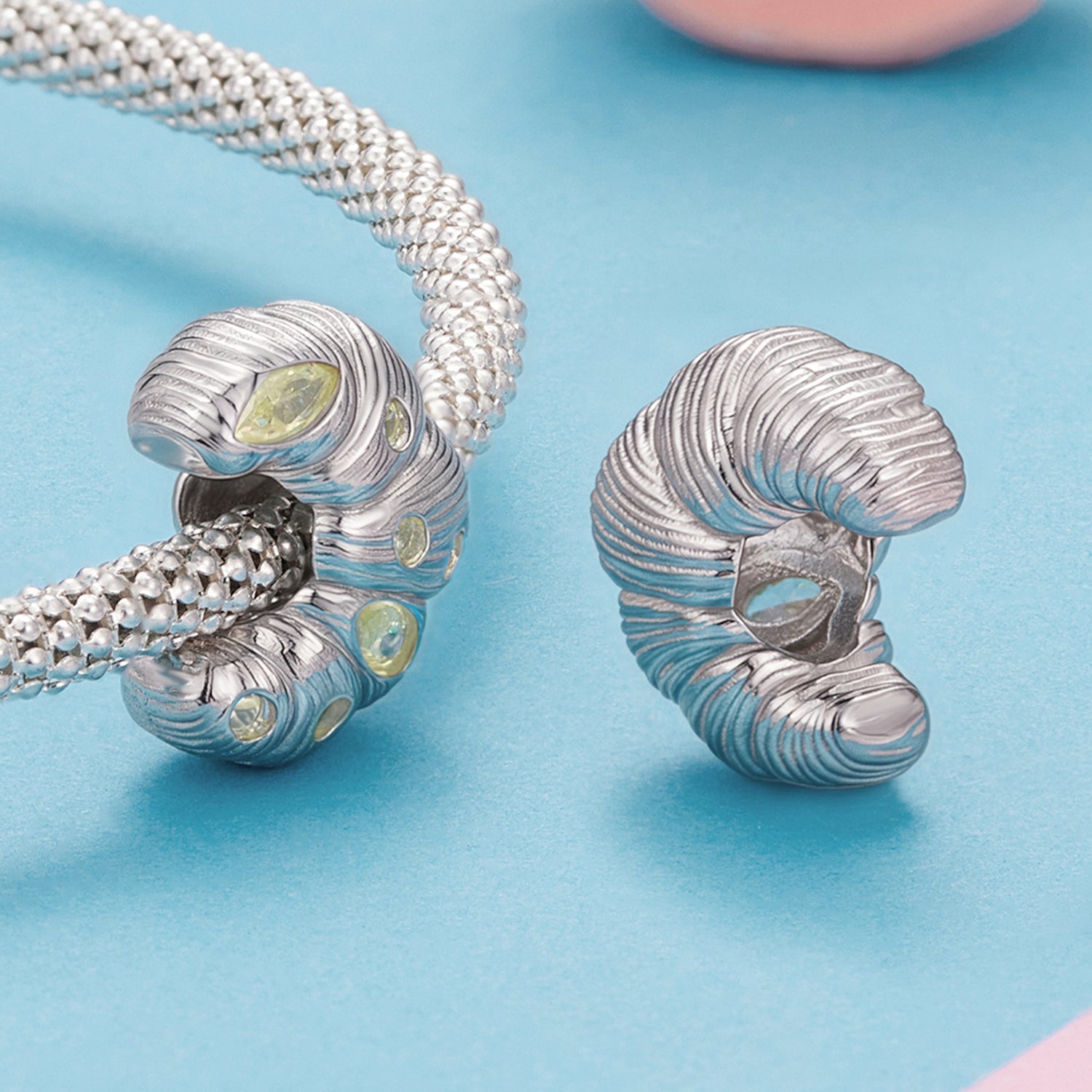 43d3f8b25330d7834ba2d46777560266