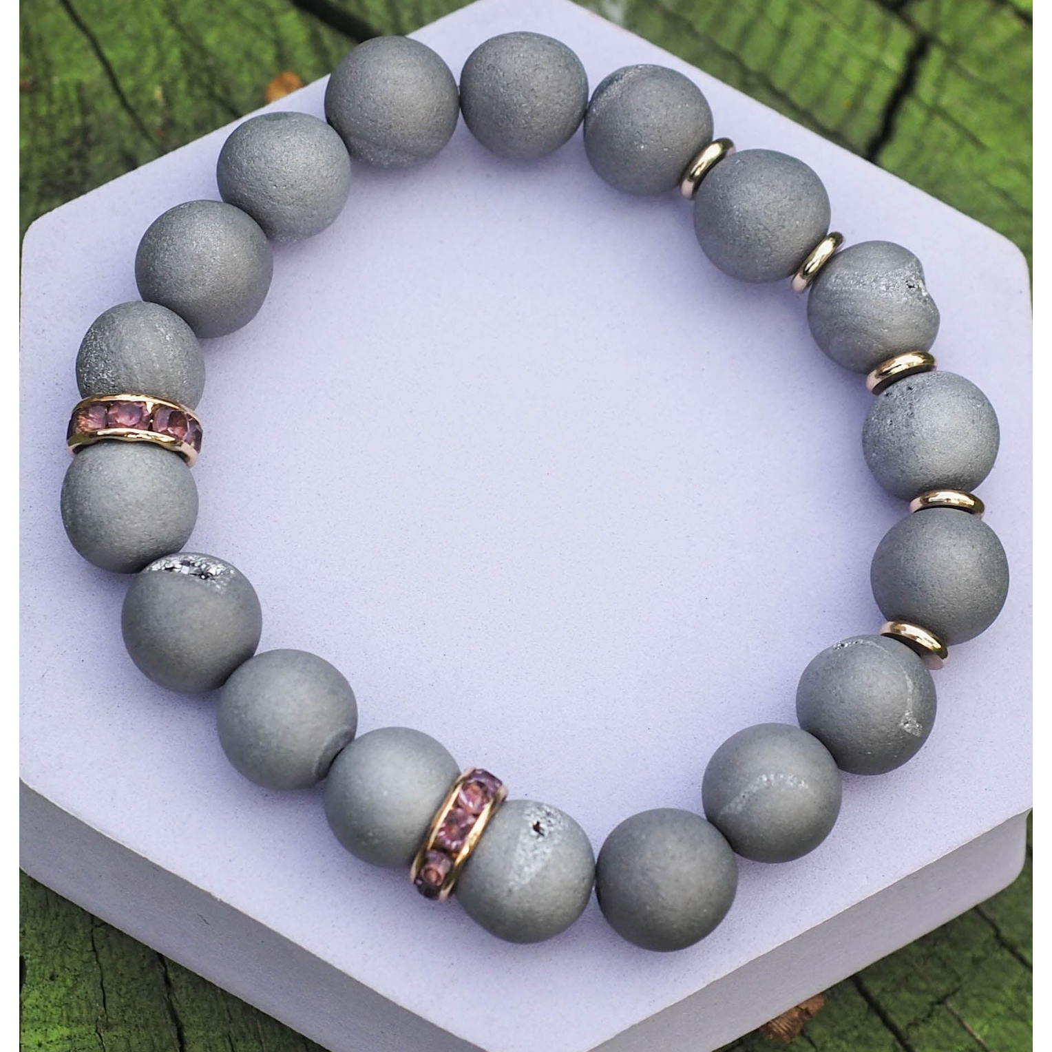 0f215d54d4f77f1304085196d680c7c9