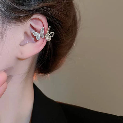 Motýlí náušnice typu ear cuff